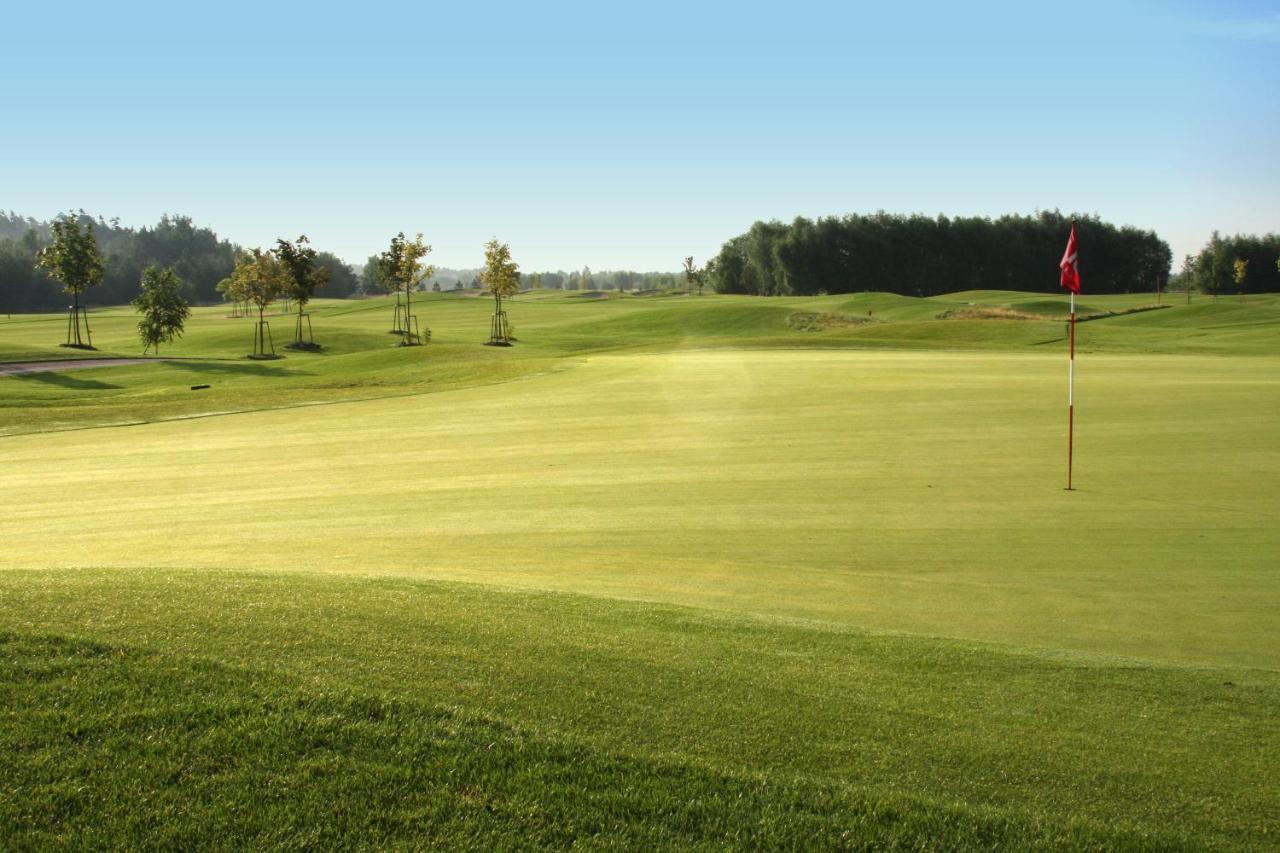 Golf & Spa Kuneticka Hora Dritec Exterior photo